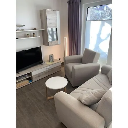 Nyaraló Holiday Apartment With 2 Bedrooms