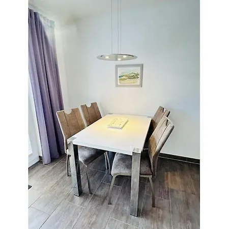 Holiday Apartment With 2 Bedrooms Rerik