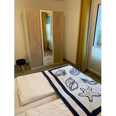 Holiday Apartment With 2 Bedrooms Nyaraló *