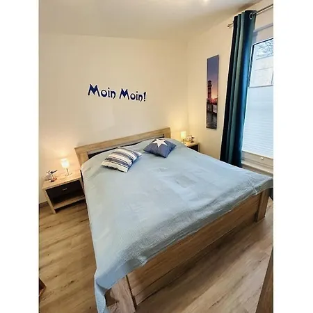 With 2 Bedrooms *